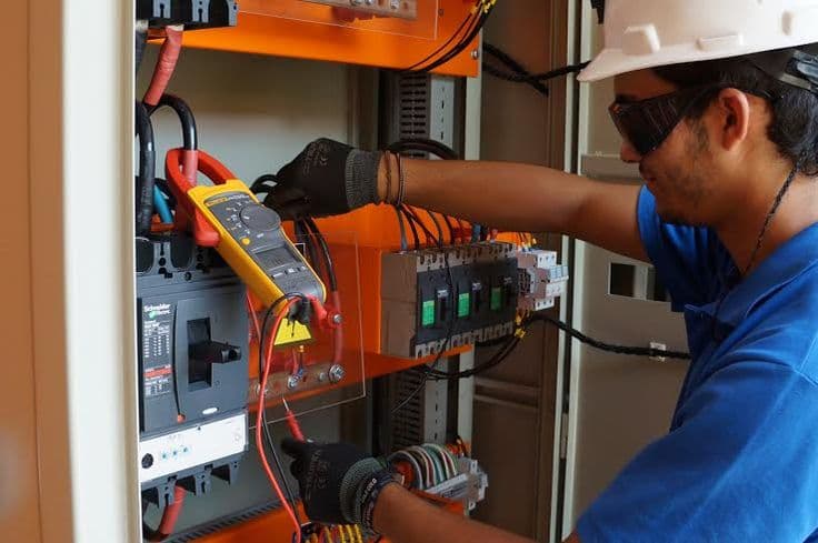 Elétrica e Alinhamento de Som Automotivo